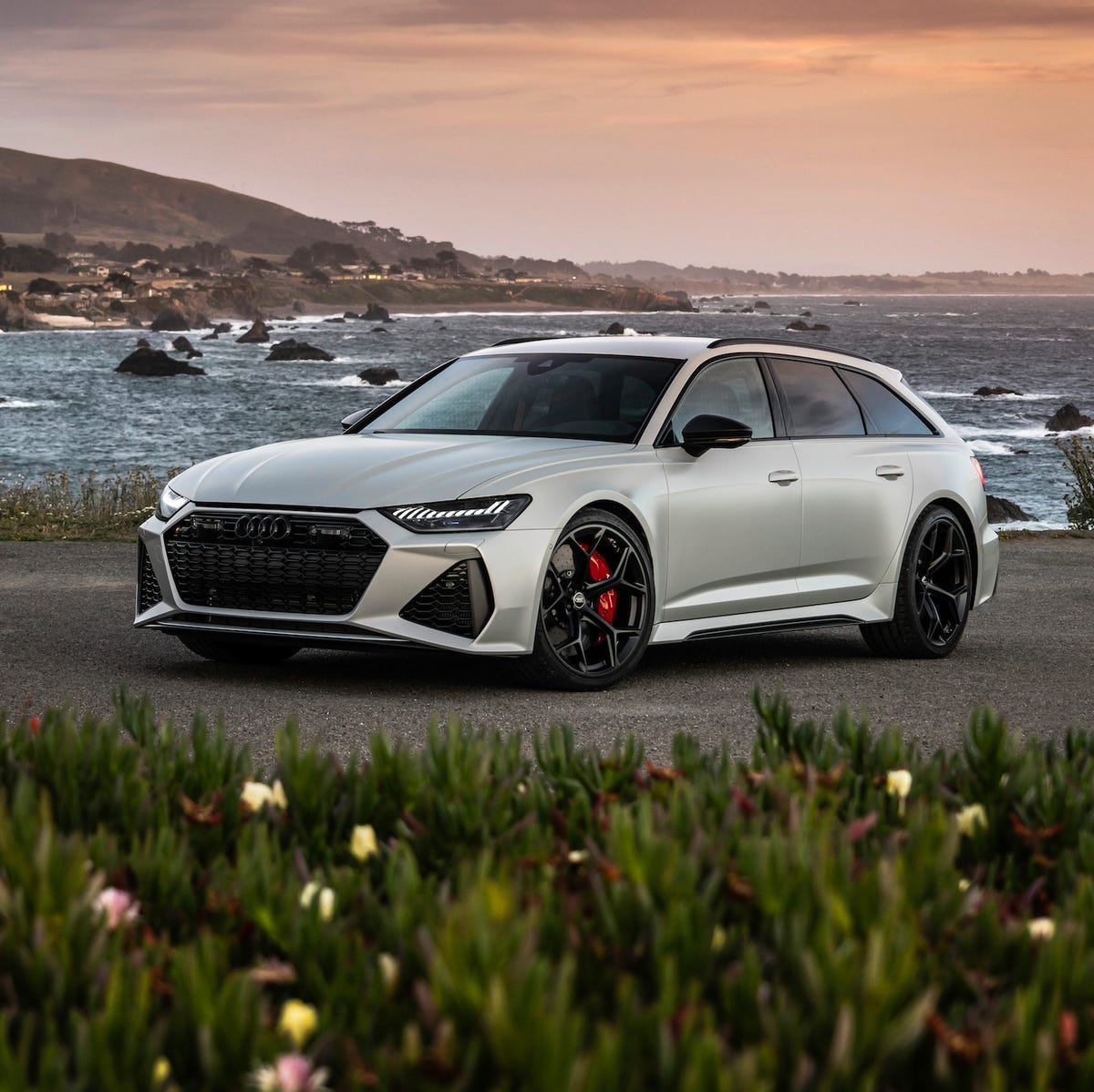 Audi RS6 Avant 2024 — Vancouver Pacific Auto